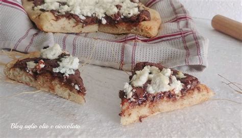 PIZZA CON RICOTTA E NUTELLA Ricetta Lievitata