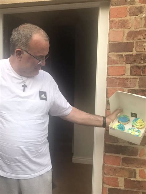 El regalo de agradecimiento de una fanática del Leeds a Bielsa y el