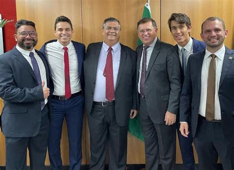 Presidente Da Famem Ivo Rezende Prestigia Posses De Maranhenses