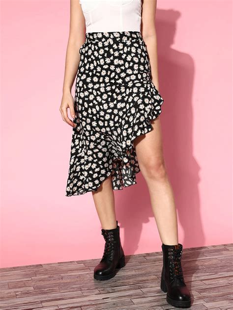 Women Black And White Floral Printed High Rise Waist Asymmetrical Hem