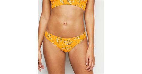 Yellow Ditsy Floral Bikini Bottoms New Look