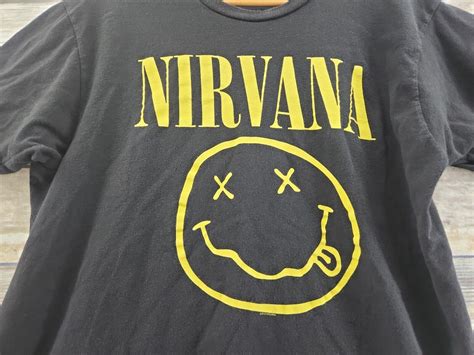 Nirvana Official Nevermind Smiley Face Rock 2015 Blac Gem