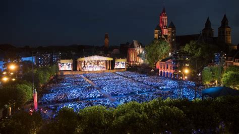 Andre Rieu Maestro For The Masses The Australian