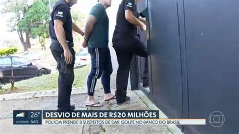 Vídeo Polícia prende grupo suspeito de aplicar golpe no Banco do