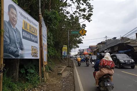 Belum Masuk Masa Kampanye Baliho Caleg Banyak Bertebaran Di Kabupaten