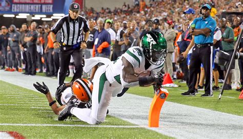 Cleveland Browns Vs New York Jets In The Hall Of Fame Preseason Game