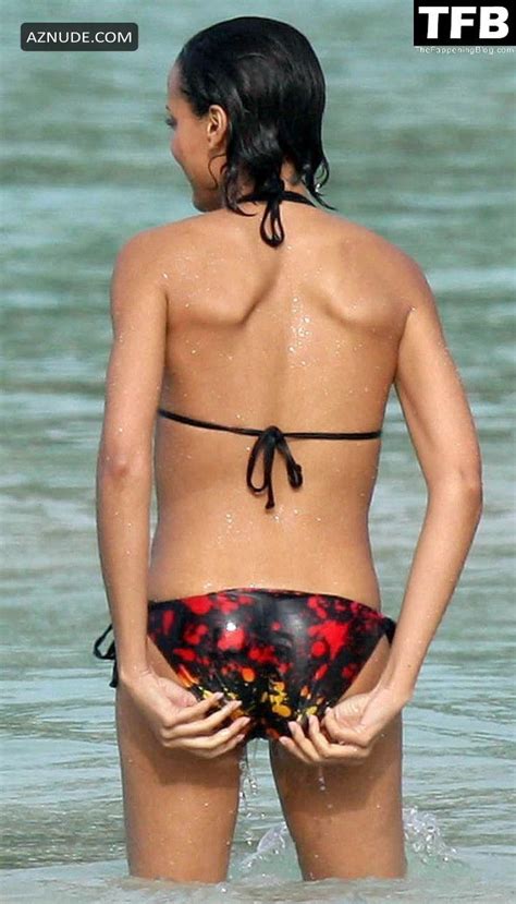 Selita Ebanks Topless And Sexy Collection Nude Fashion Shows AZNude