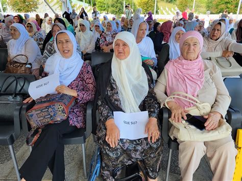 U Memorijalnom Centru Srebrenica Poto Ari Obilje En Dan Nestalih