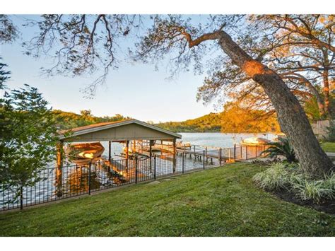 Lake Austin Waterfront Homes in Eanes ISD | Austin Real Estate Group