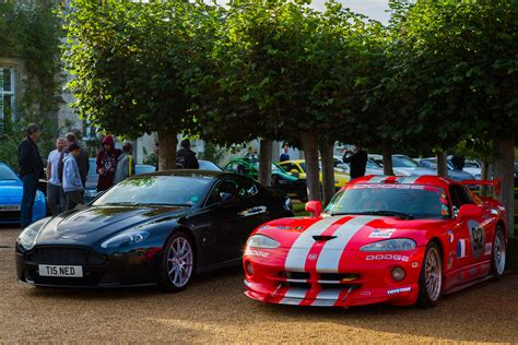 Dodge Viper V12