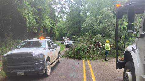 Fm 777 At Cr 140 Remain Closed After Tree Falls Power Lines Down