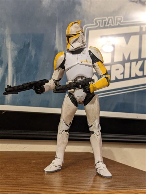 Loving this custom phase 1 Clone Commander! : r/starwarsblackseries