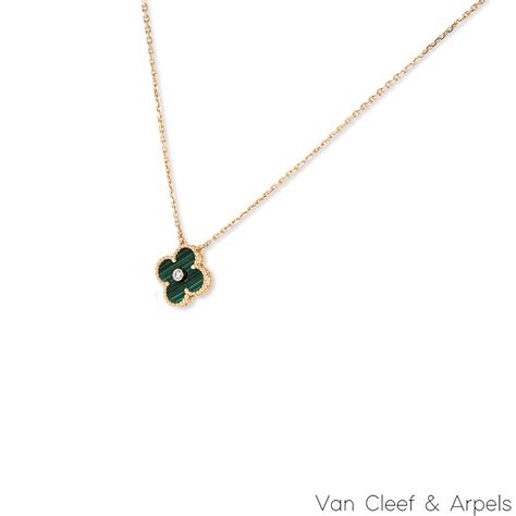 Van Cleef And Arpels Limited Edition Malachite Vintage Alhambra Holiday