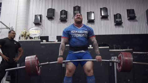 Hafthor Bjornsson Hits 951 lb x 2 Deadlift PR In The Company Of Larry ...