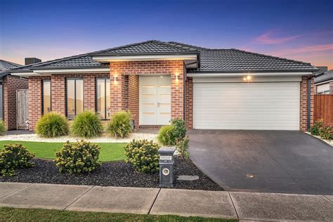 19 Rhapsody Road Beveridge Vic 3753 Domain