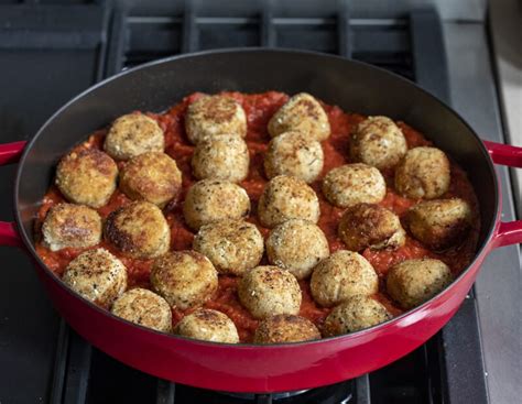 Chicken Parmesan Meatballs - I Am Homesteader