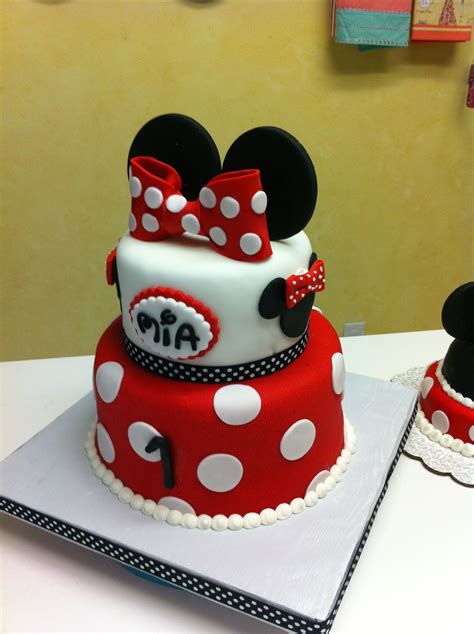 1st Birthday Minnie Mouse Cake Red 1st Birthday Ideas