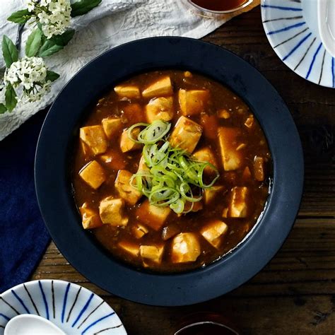 残ったカレーで！カレー麻婆豆腐 Macaroni