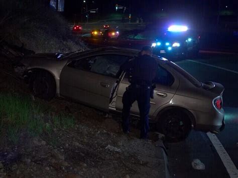 2 arrested, 1 on the run after high-speed police chase ends in crash in ...