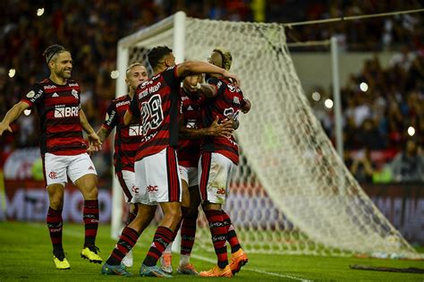 Santos Matheuzinho Fabrício Bruno Pablo E Ayrton Lucas Vidal Diego