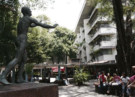 Universidad de Panamá y la Tecnológica reanudan clases en los turnos