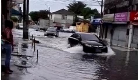 Forte Chuva Deixa Ruas Alagadas E Aumenta Riscos De Deslizamentos De