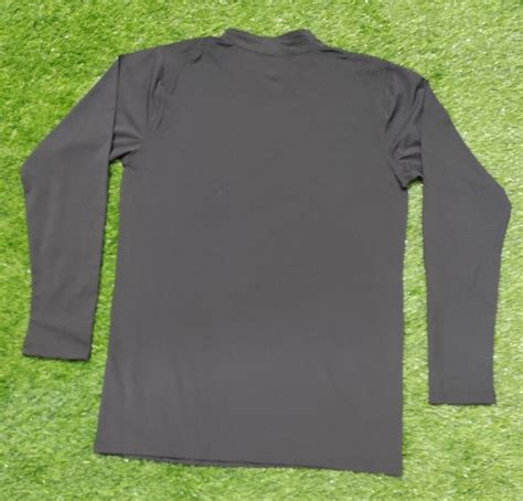 Black Men Full Sleeve T Shirts Neck Type Round Size Medium Rs