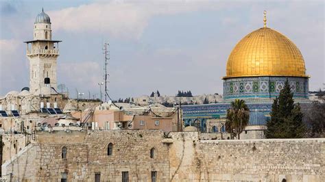 Tote Und Verletzte Bei Attentat Am Jerusalemer Tempelberg Kircheleben