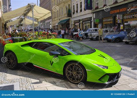 Green Lamborghini Stock Photos - Download 448 Royalty Free Photos