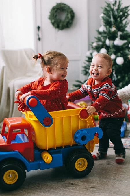 Niños extrovertidos e introvertidos sus características y puntos fuertes