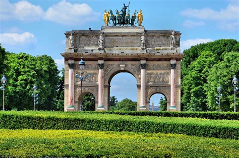 Arc De Triomphe Du Carrousel At Axe Historique In Paris France