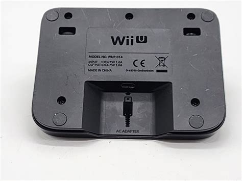 Nintendo Wii U Gamepad Charger Dock WUP 014 Genuine Original Nintendo