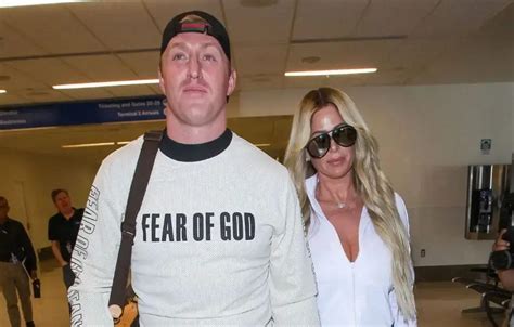 Kim Zolciak Calls Police After Kroy Biermann Locks Her Out Of Mansion