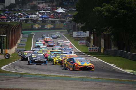 1ª etapa de 2022 Corrida de Duplas Stock Car Pro Series portões