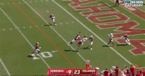 Watch Dj Graham Makes Incredible One Handed Leaping Interception