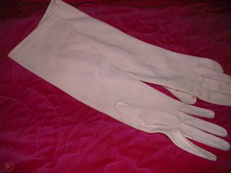 Jayne Mansfield Personally Owned Long Pink Gloves From 1968 Estate Sale