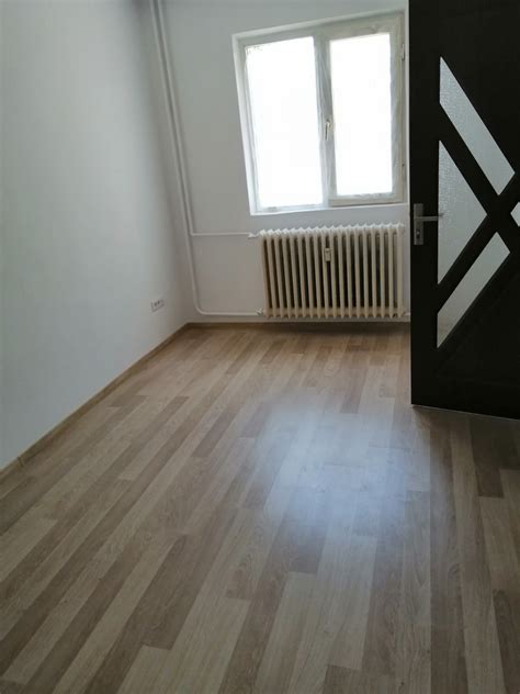 Vând apartament cu 2 camere semidecomandat Craiova OLX ro