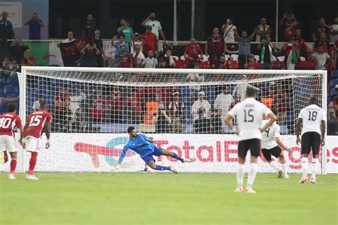 USM Alger Pip Tau S Al Ahly To Super Cup Crown Kickoff