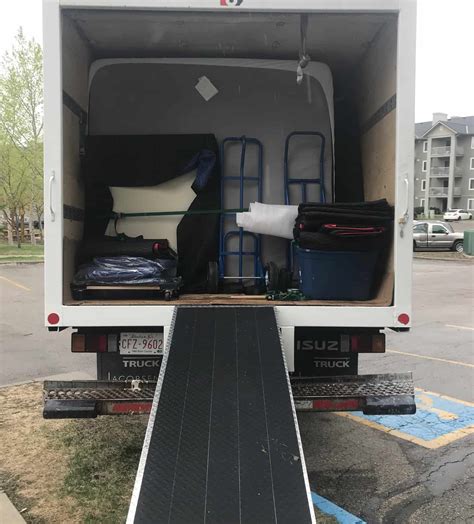 Residential movers in Calgary, AB | Easy Moving Calgary