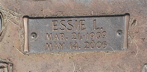 Essie Lee Holmes Moore 1909 2005 Find A Grave Memorial