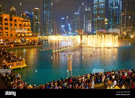 dubai uae march   impressive dubai fountain  burj khalifa