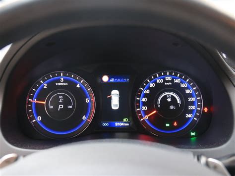 Foto Hyundai-i40-Platin-1-7-CRDi-DCT-Testbericht-015.jpg vom Artikel ...