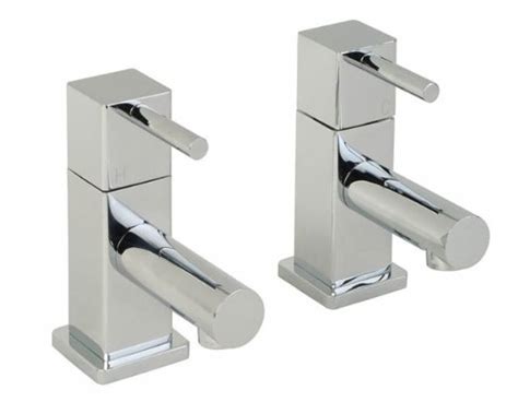 Fitting New Taps In Your Bathroom « Hertfordshire Builders