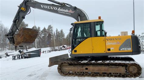 Köp Grävmaskin Volvo EC160 med tiltrotator och skopa på Klaravik YouTube