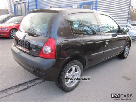 2002 Renault Clio 1 4 16V Privilege Car Photo And Specs