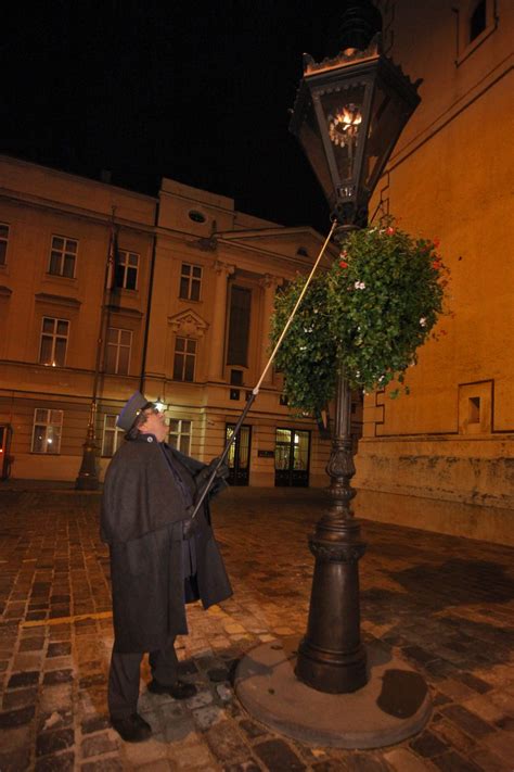 Tradicija Duga Godina Znate Li To Rade Na Iga I Gradu Donose