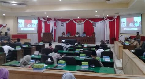 Apbd Perubahan Bojonegoro Defisit Rp Triliun Suarabanyuurip