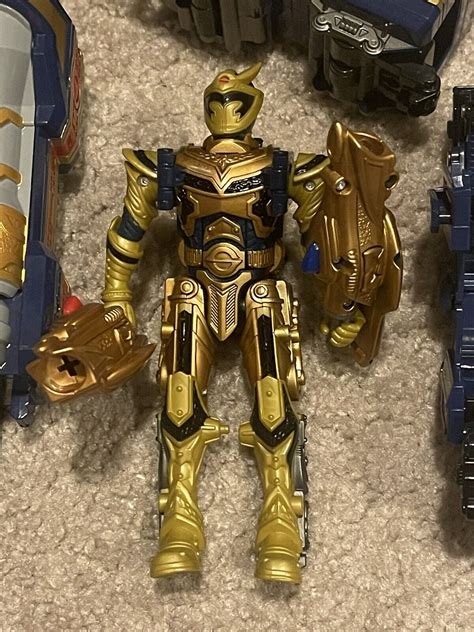 Power Ranger Mystic Force Solar Streak Megazord Solaris Knight Parts