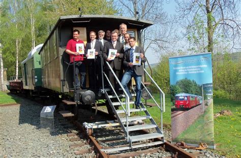 Erzgebirgische Aussichtsbahn Im April Und Der Pre Kurier Heft