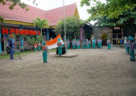 Yonko 462 Paskhas Berikan Pemahaman Profesi TNI Sedari Dini KOPASGAT